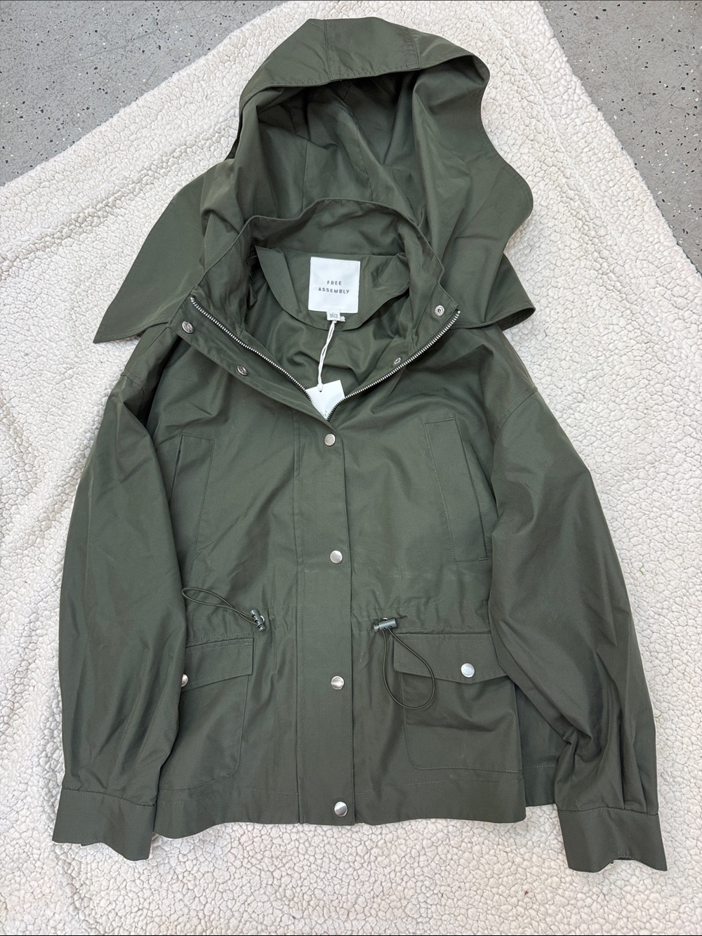 NWT Utility Hooded Jacket in Olive Green by Free Assembly Women’s size Large